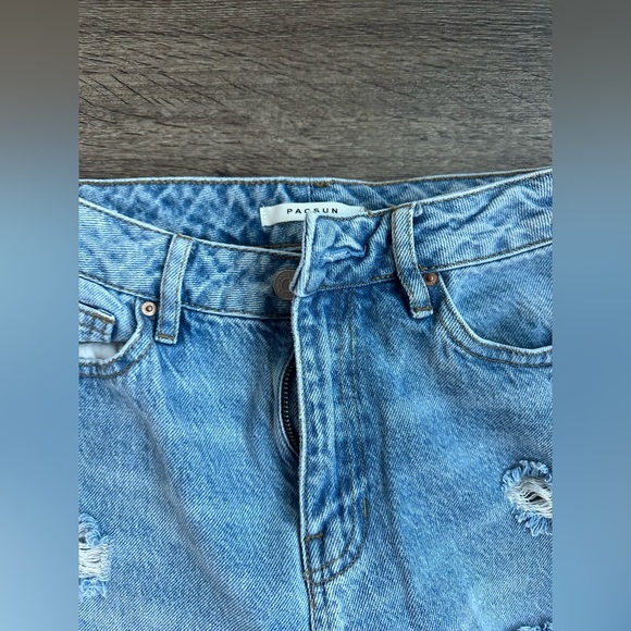 PacSun Mom Jean Blue Ripped Size 25 - Picture 3 of 5